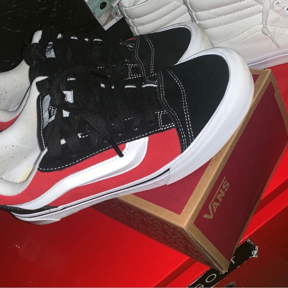 Vans School Size 9.5 for men